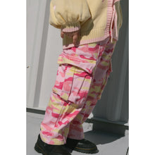Load image into Gallery viewer, CAMO CARGO PANT | PINK LEMONADE