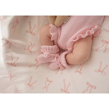 Load image into Gallery viewer, KNITTED BOOTIES I STRAWBERRY MILK