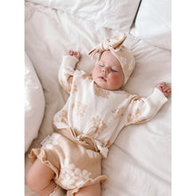 Load image into Gallery viewer, BLOOMERS | BANKSY