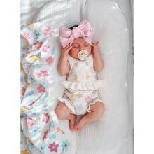 Load image into Gallery viewer, GOLDIE CROP SINGLET