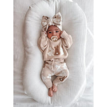 Load image into Gallery viewer, BUNNY KNIT PANTS | BISCUIT