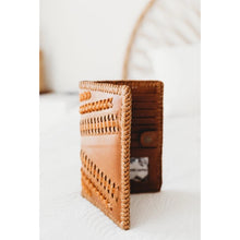 Load image into Gallery viewer, ARLOW CLUTCH