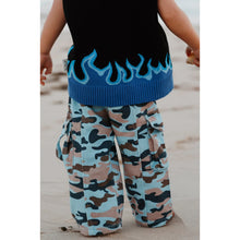 Load image into Gallery viewer, CAMO CARGO PANTS | TIDE
