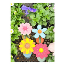 Load image into Gallery viewer, WOODEN FLOWER PRESS TOY
