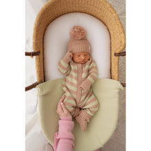 Load image into Gallery viewer, HEIRLOOM BORDER KNIT BLANKET | MATCHA
