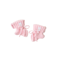 Load image into Gallery viewer, KNITTED BOOTIES I STRAWBERRY MILK
