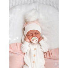 Load image into Gallery viewer, AIVA BEANIE
