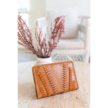 Load image into Gallery viewer, ARLOW CLUTCH
