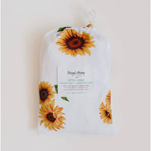 Load image into Gallery viewer, SUNFLOWER - BASSINET SHEET / CHANGE PAD COVER
